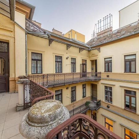 Sass Glamour Apartment Next To St Stephen Basilica S1 Будапеща Екстериор снимка